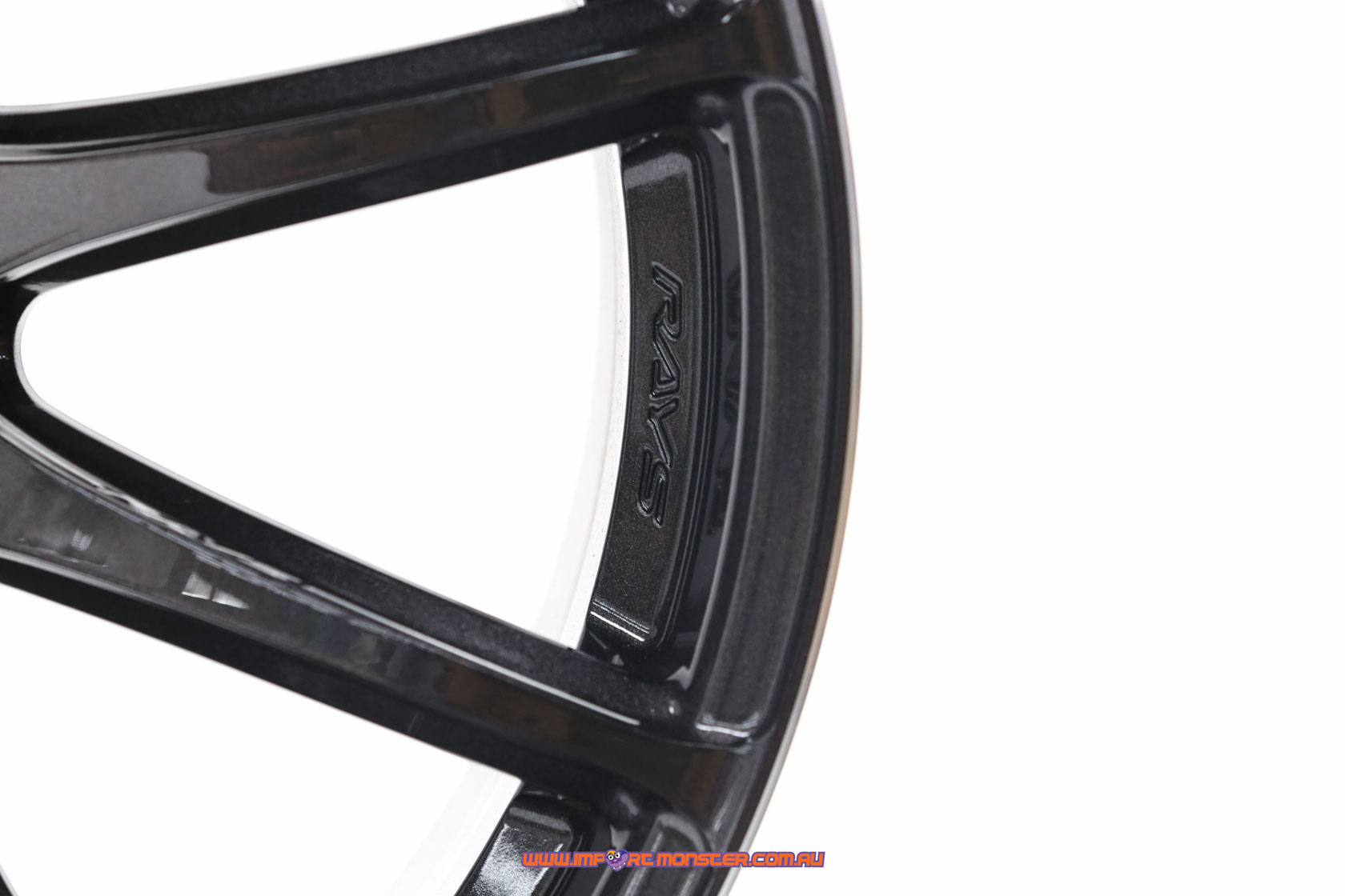 Wheel Hub Rays Gram Lights 57transcend 18x9 +30 5x114.3 H8 (5)