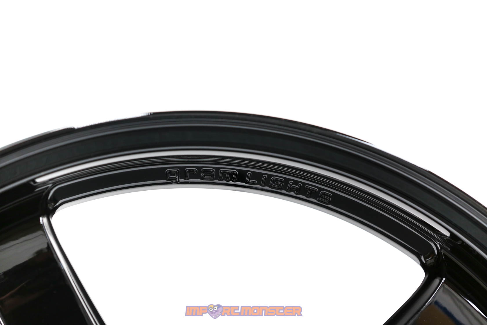 Wheel Hub Rays Gram Lights 57CR 18x9.5 +38 5x100 GX5