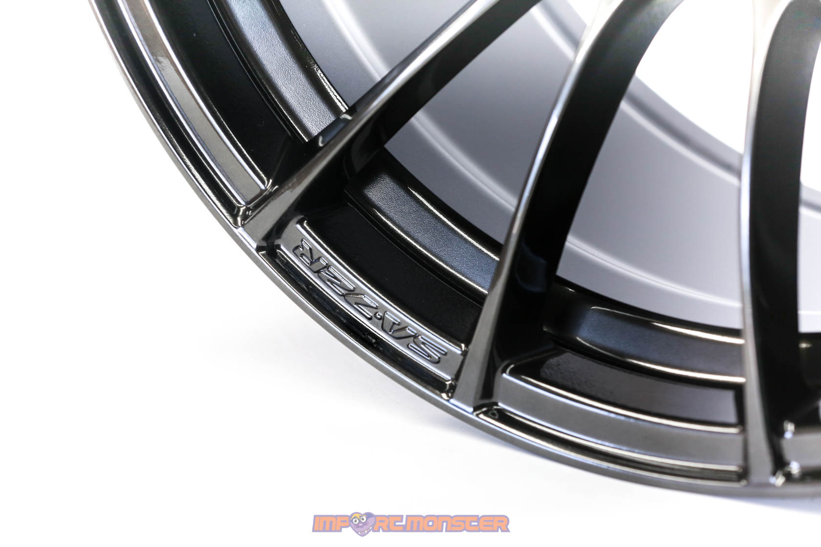 Wheel Hub SA-72R 18x9.5 +12 5x114.3 HBC3