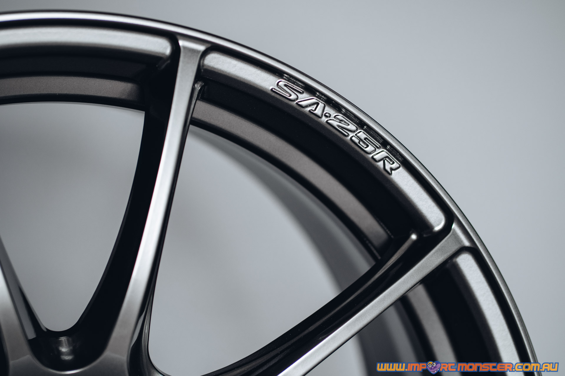 WedsSport-SA-25R-19x8.5-5x114.3-38-PSB-73815-5