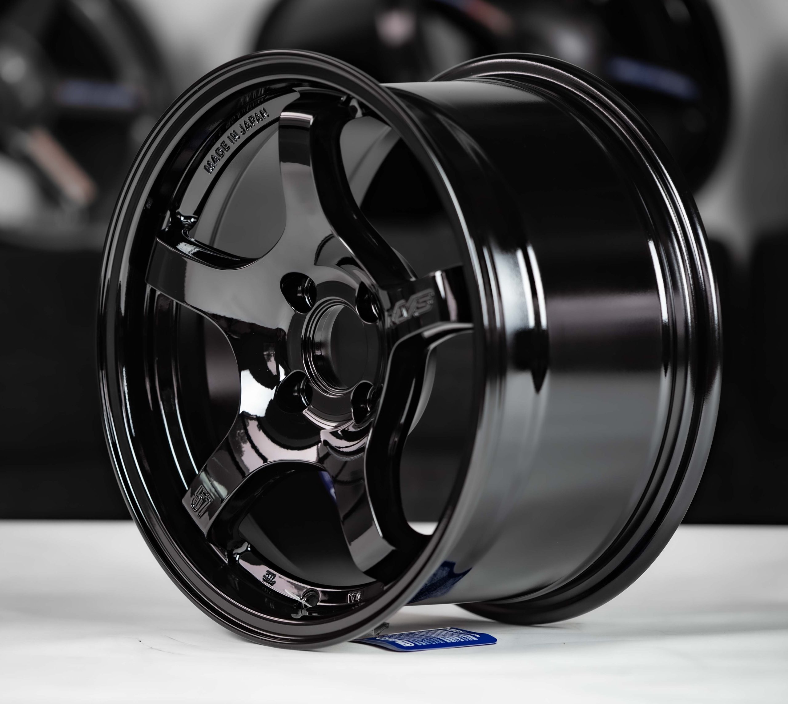 Gram Lights 57CR 15x8 +35 4x100 GX-3