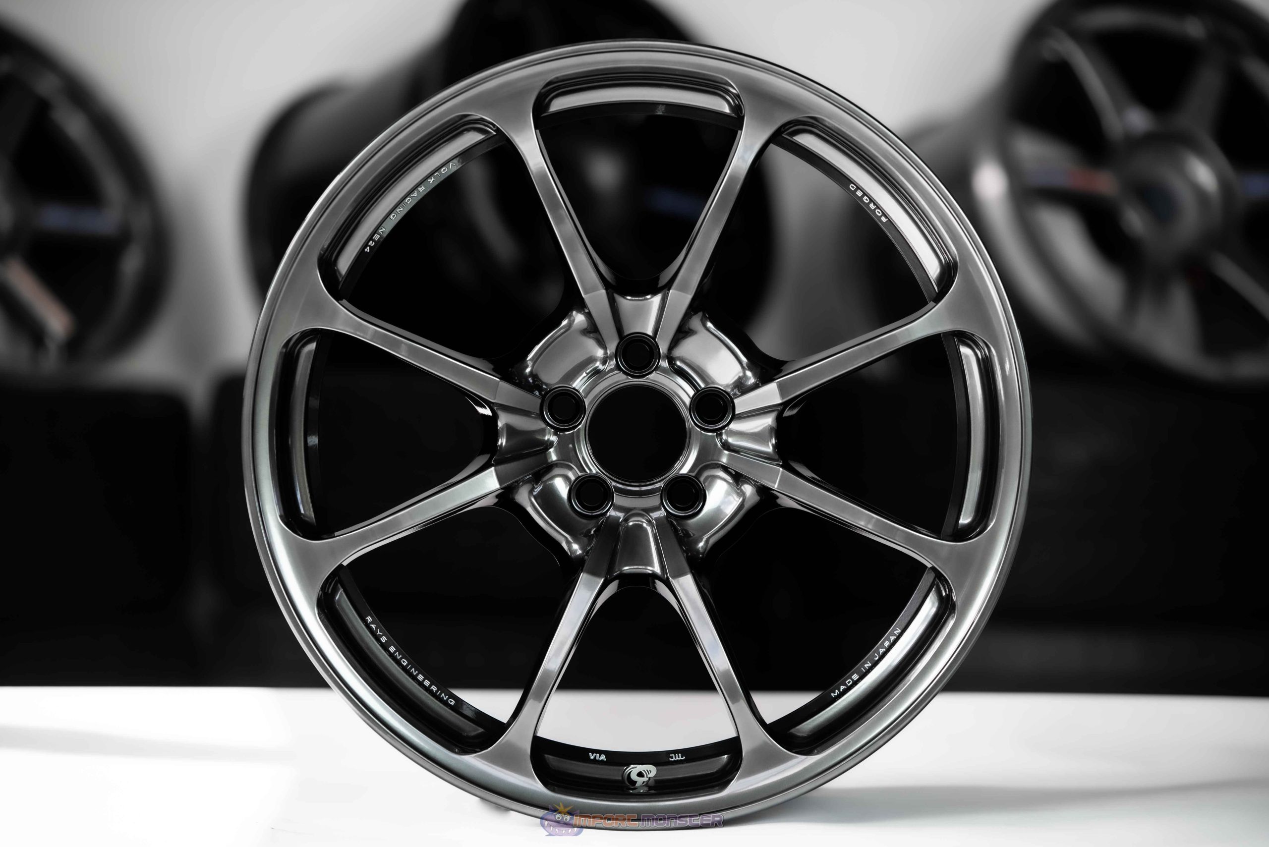 Volk Racing NE24 18x9.5 +43 5x100 Shining Black Metal (HM)-1