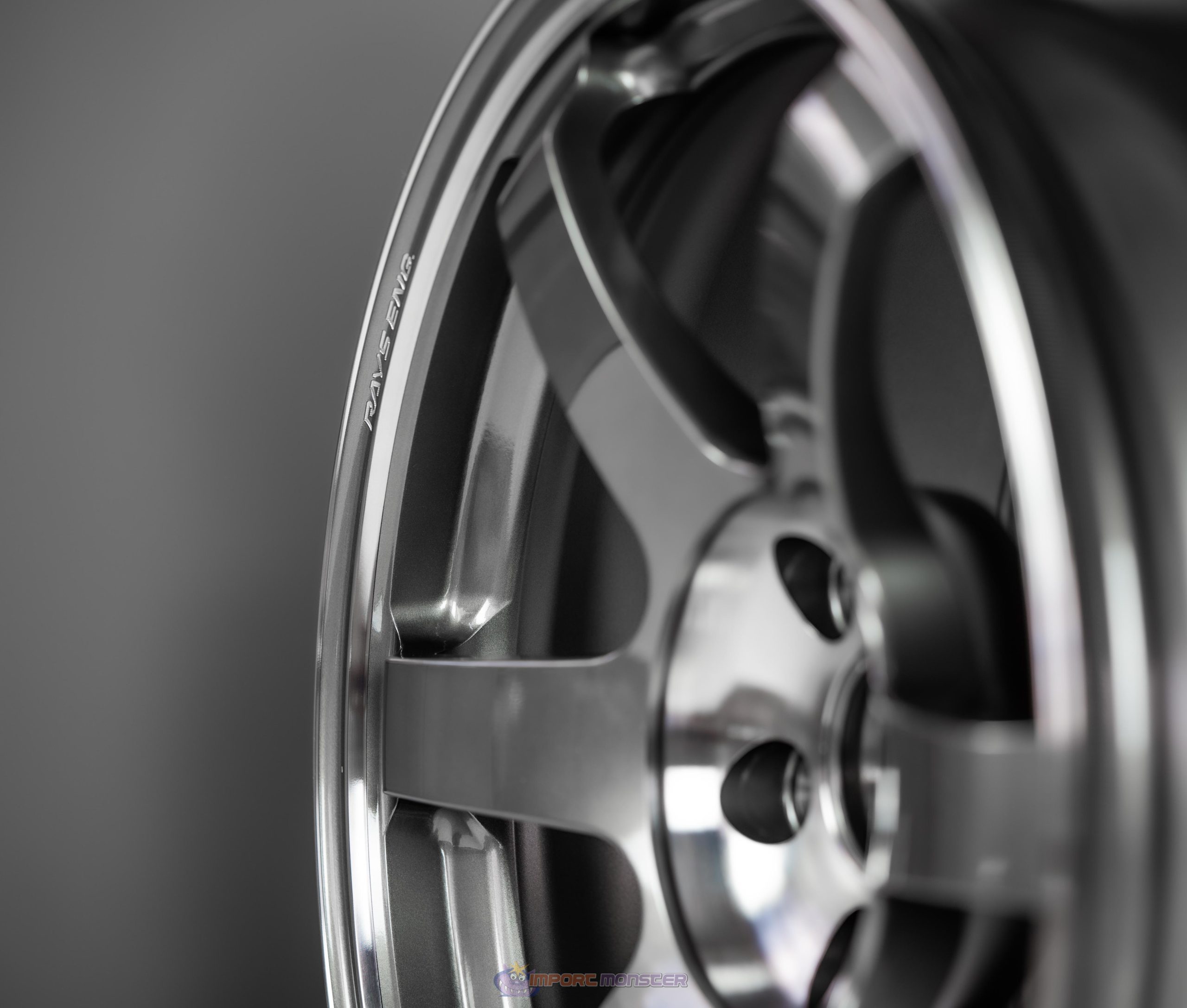 Volk Racing TE37SL SAGA 18x9.5 +35 5x114.3 Pressed Graphite (PG)-5