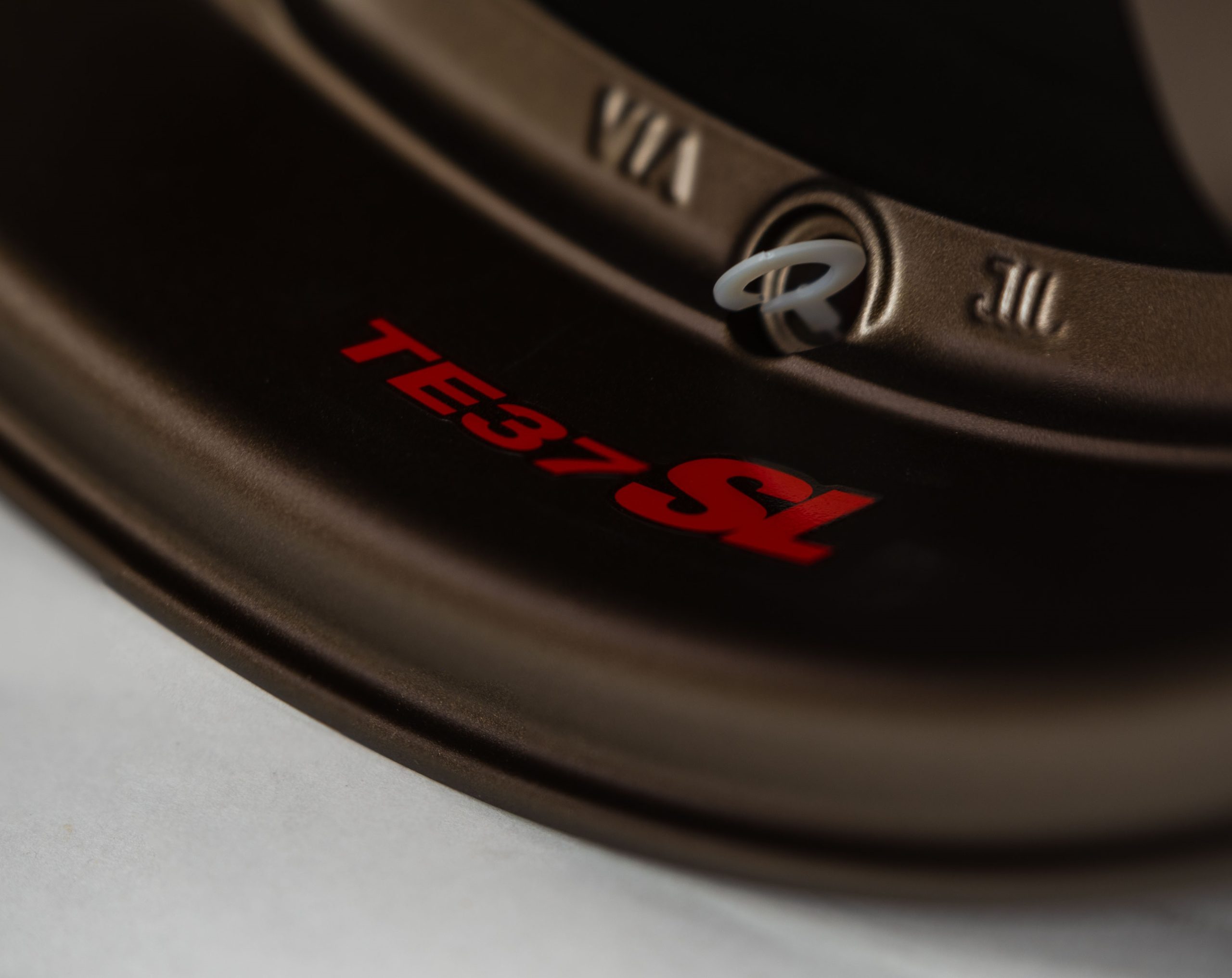 Blast bronze 19x10.5 TE37SL 3