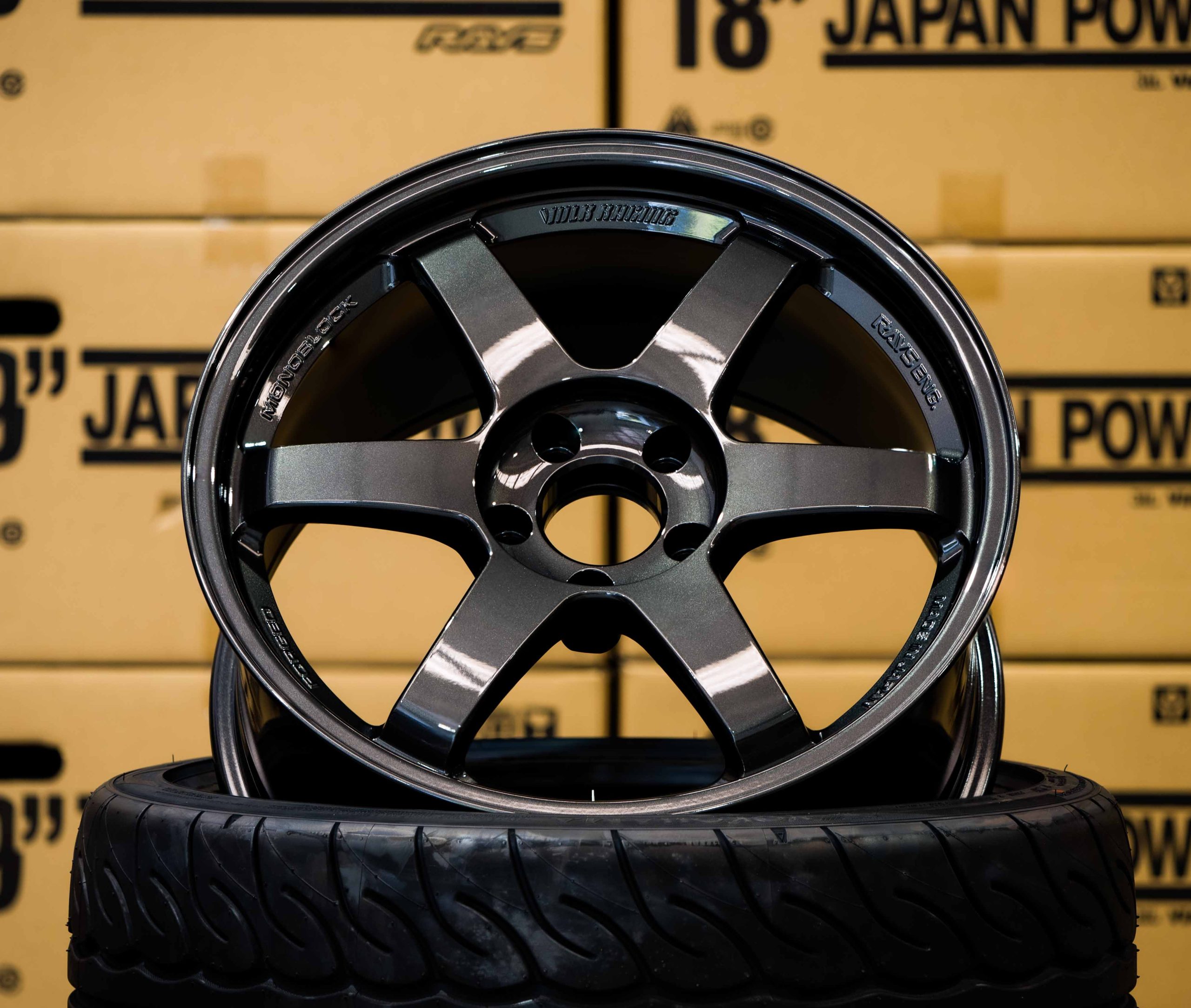 Volk Racing TE37SL 18×9.5 +40 5×114.3 Diamond Black (DB)-1