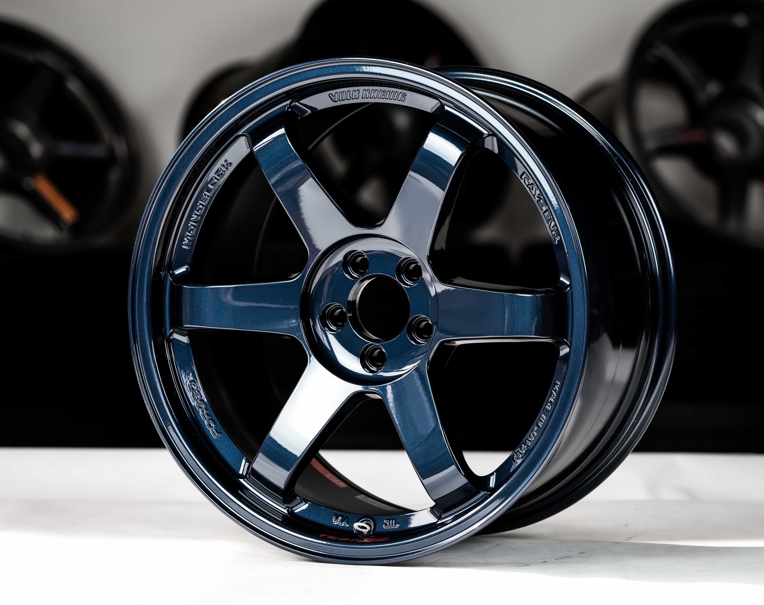 Volk Racing TE37SL 18x9.5 +40 5x100 MAG Blue (BL)-2