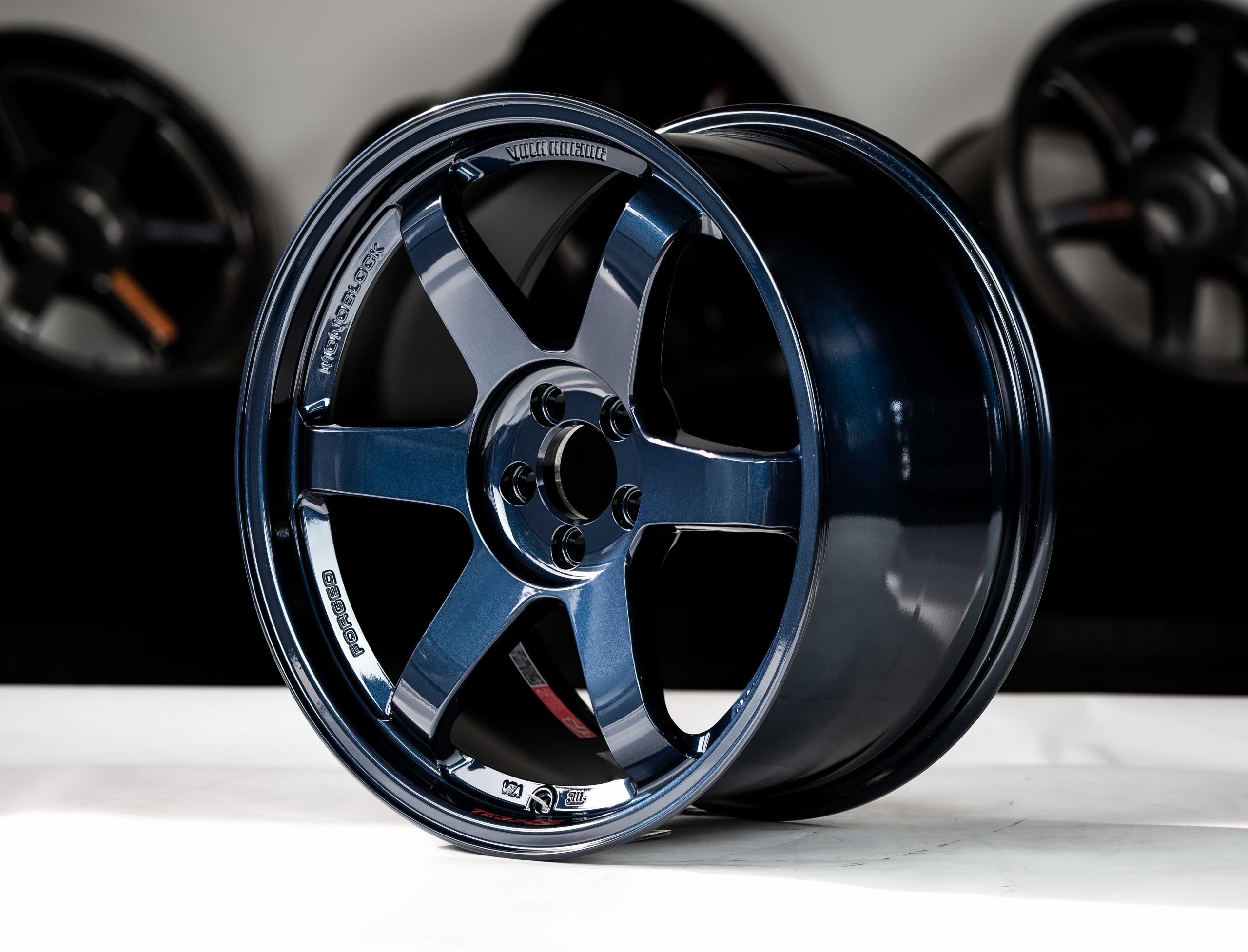 Volk Racing TE37SL 18x9.5 +40 5x100 MAG Blue (BL)-3