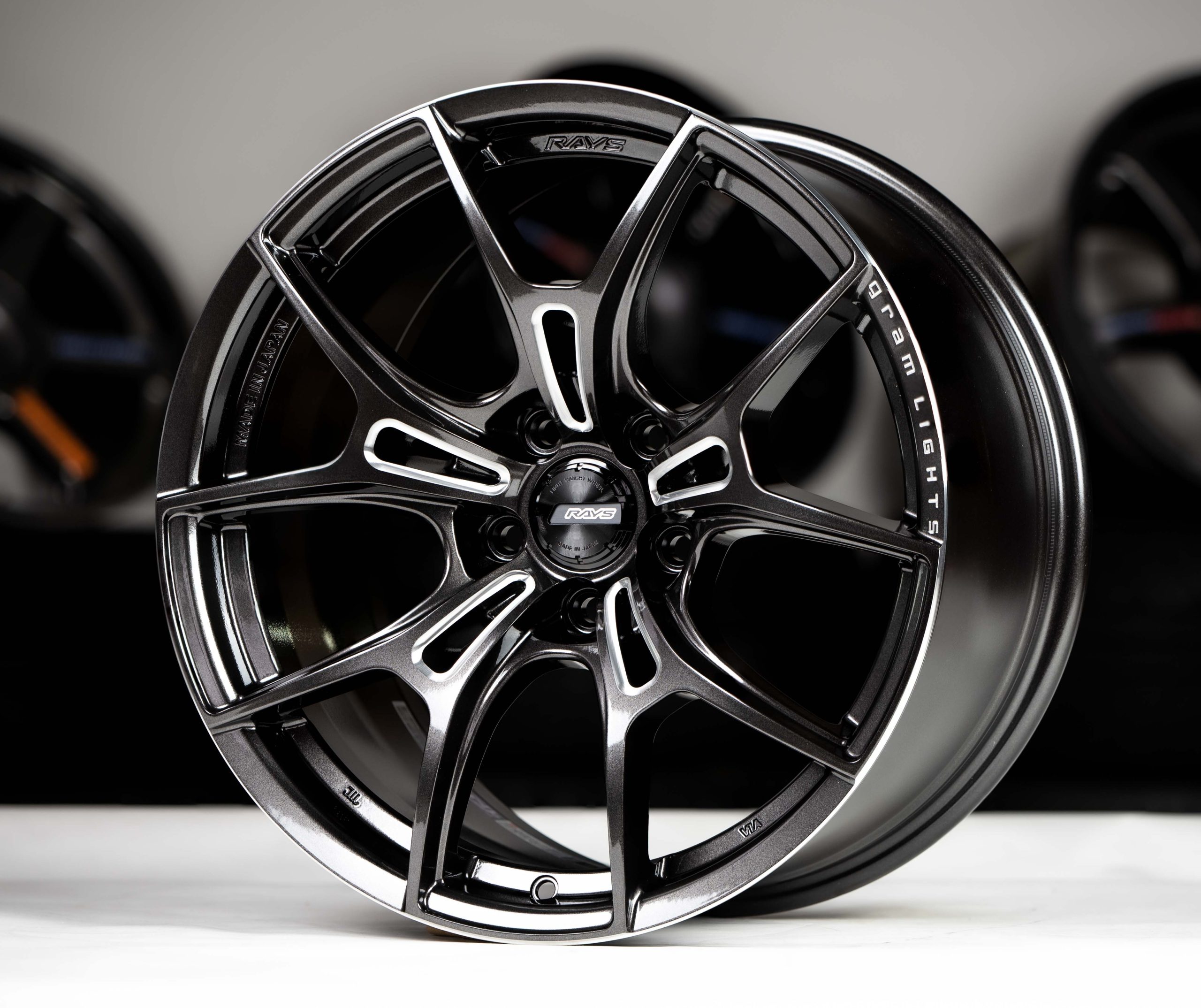 Gram Lights 57FXZ 18x9.5 +38 5x114.3 Super Dark Gunmetal (AAC)-2