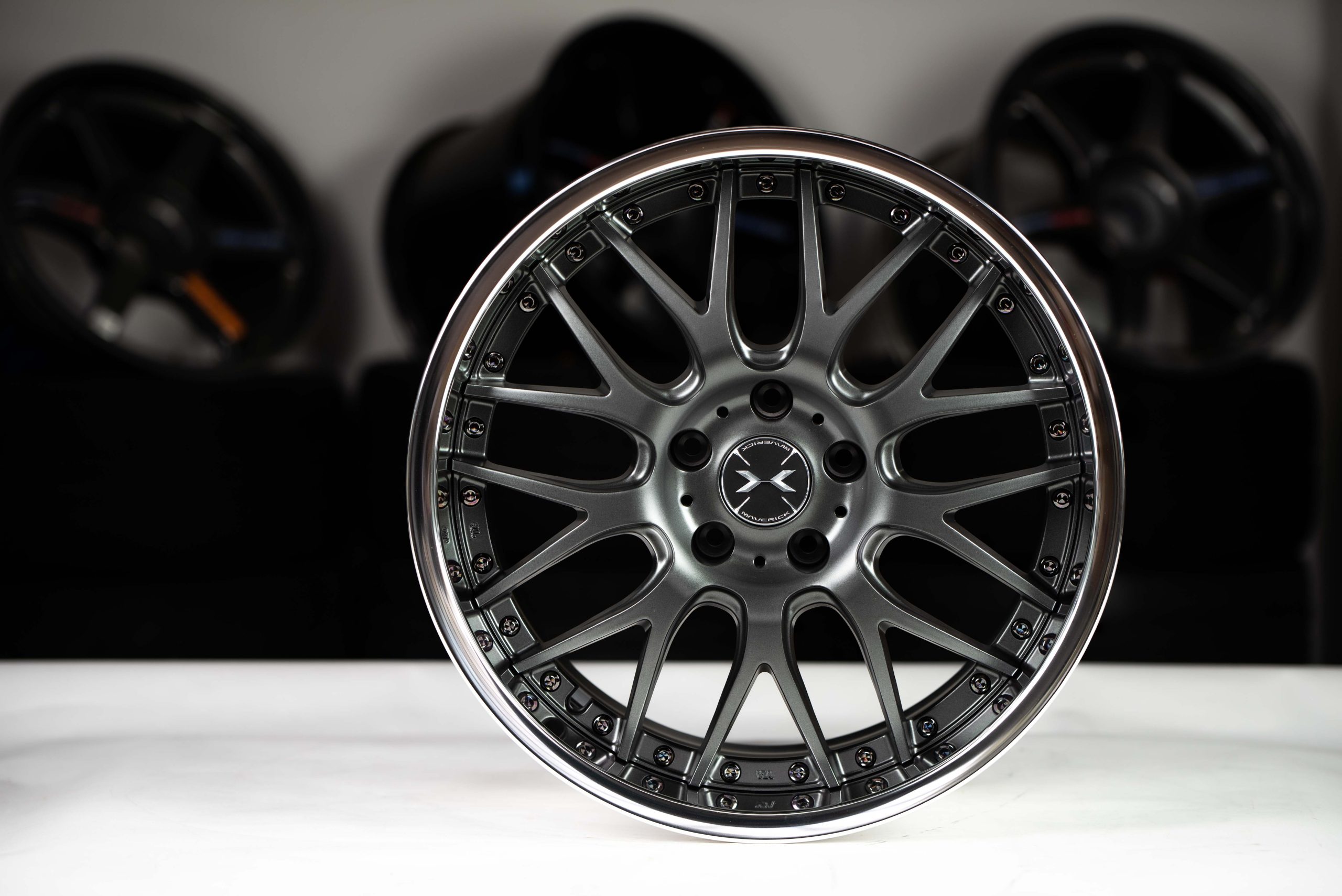 Weds Maverick 709M 18×9.5 +18 5×114.3 Mat Gun-1