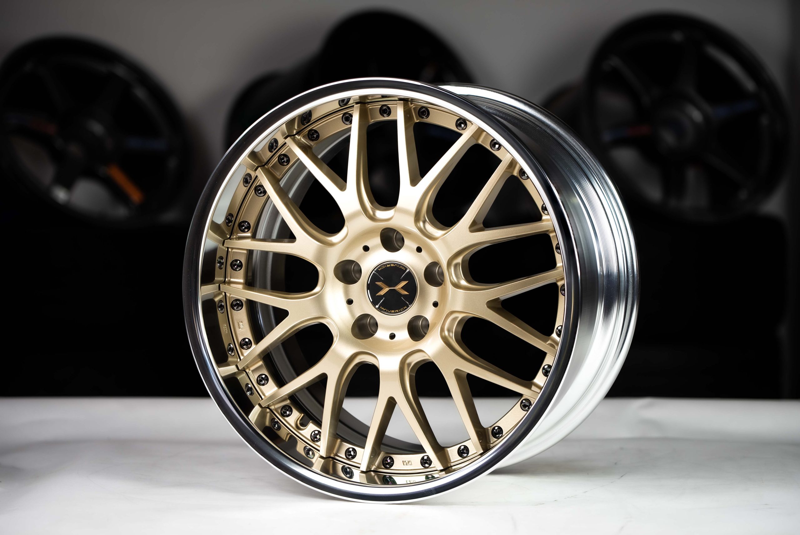 Weds Maverick 709M 18x9.5 +18 5x114.3 Samurai Gold-2