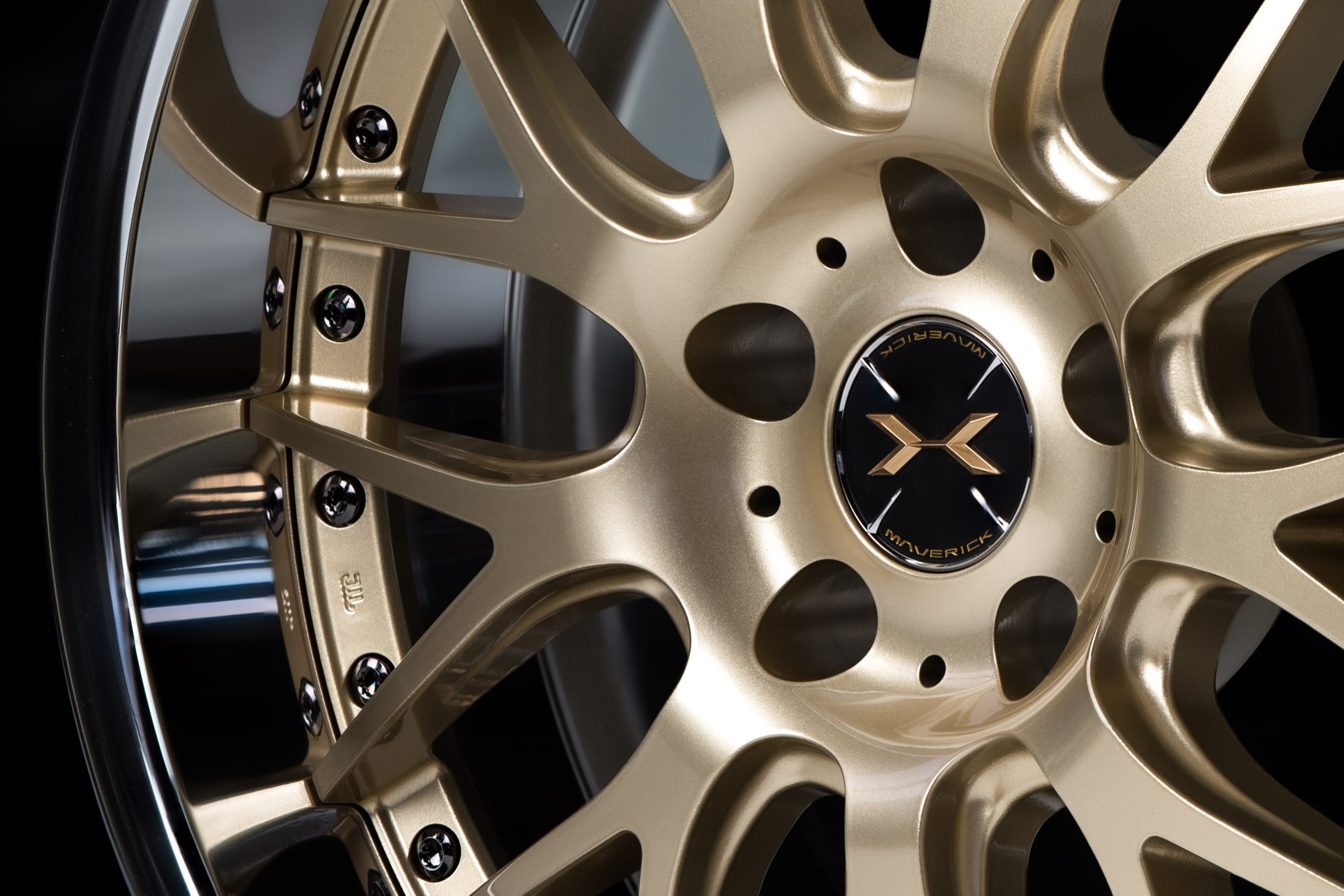 Weds Maverick 709M 18x9.5 +18 5x114.3 Samurai Gold-5