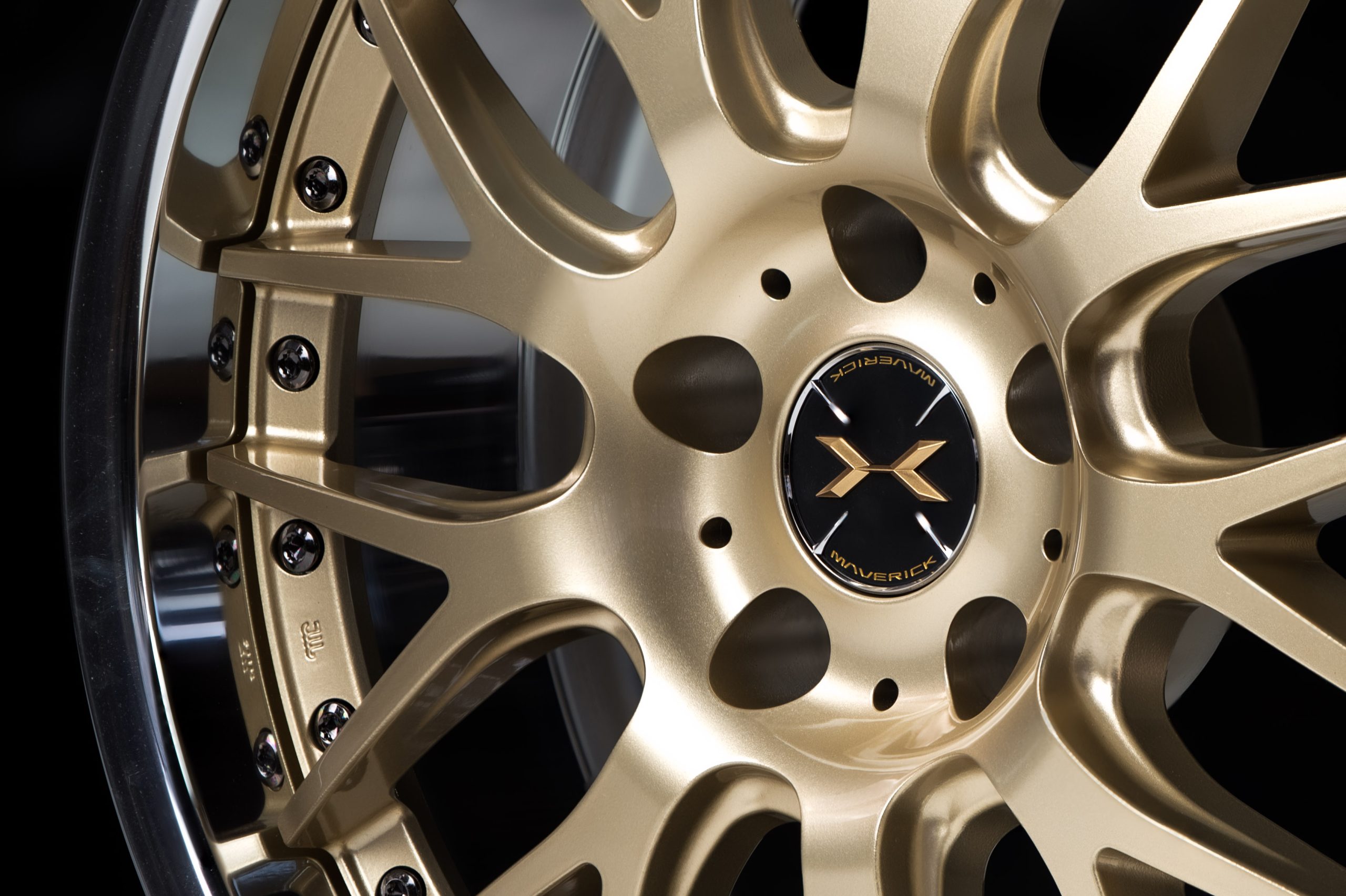 Weds Maverick 709M 18x9.5 +42 5x114.3 Samurai Gold-5