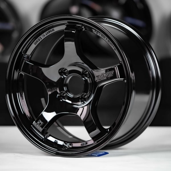 Gram Lights 57CR 15x8 +35 4x100 GX-2