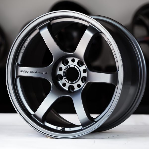 Gram Lights 57DR 18x10.5 +22 5x114.3 GB-2