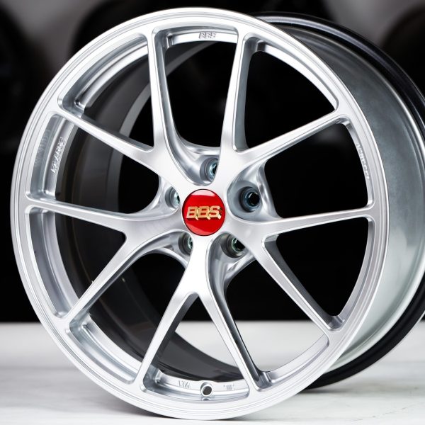 RI-A Silver 18x9.5 +45 5x100-2