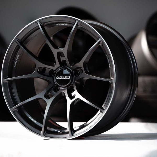 Volk Racing G025 18x9.5 +22 5x114.3 Matte Gunblack (MK)-2