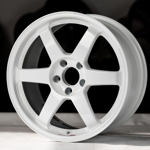Volk Racing TE37SL 18x9.5 +40 5x114.3 Dash White (DW)-2