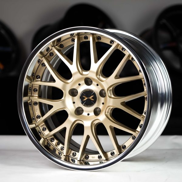 Weds Maverick 709M 18x9.5 +18 5x114.3 Samurai Gold-2