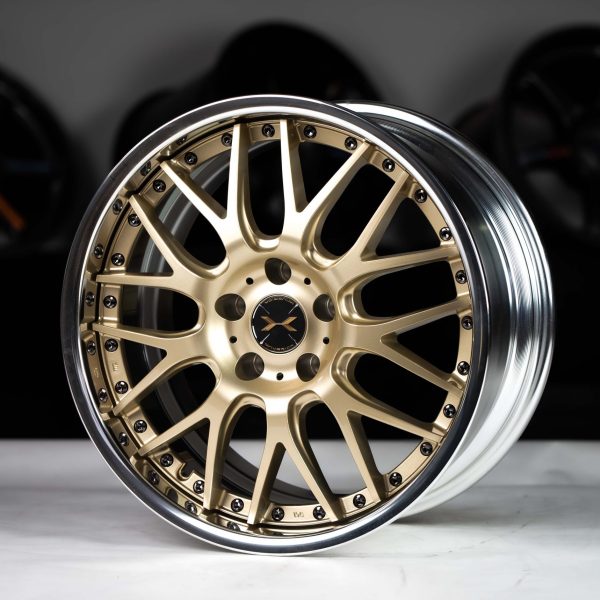 Weds Maverick 709M 18x9.5 +42 5x114.3 Samurai Gold-2